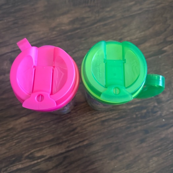 Walt Disney World Mickey & Friends 16 oz Refillable Travel Cup Pack of 2 - Picture 4 of 4